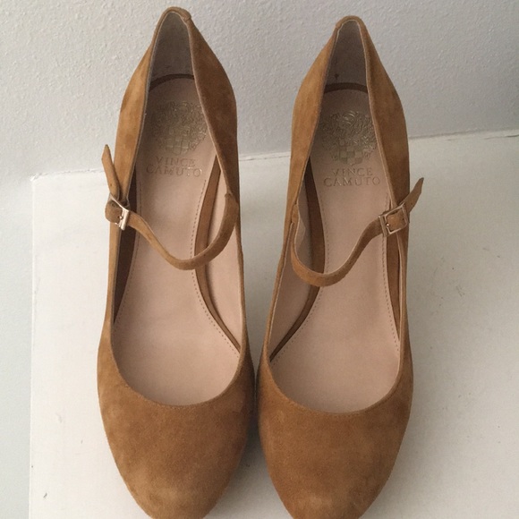 Vince Camuto "Joshlynn" Suede Mary Jane tan Pumps - Picture 8 of 17